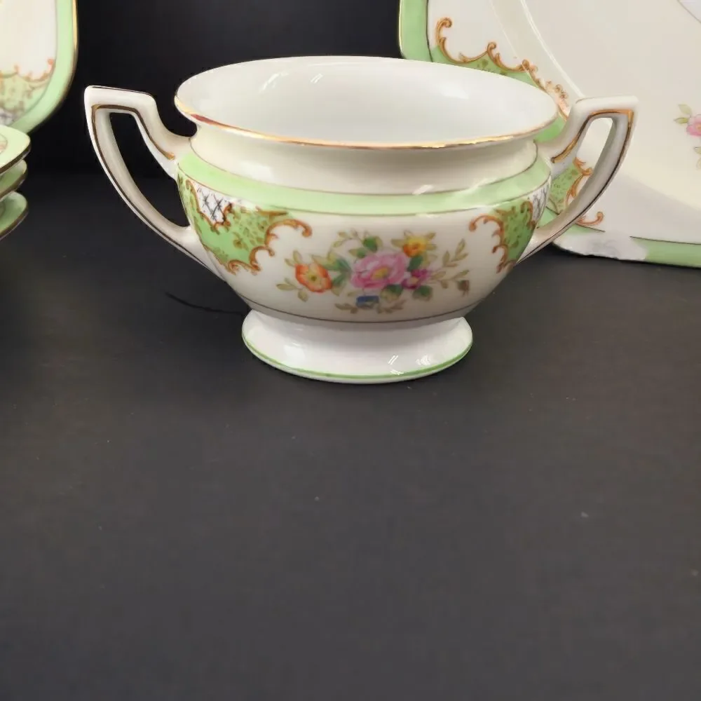 Vintage Noritake 14 pc dinnerware Set